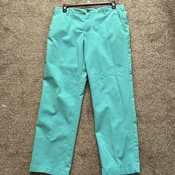 Izod Mens Straight Chinos size 36x32 - Picture 2 of 9